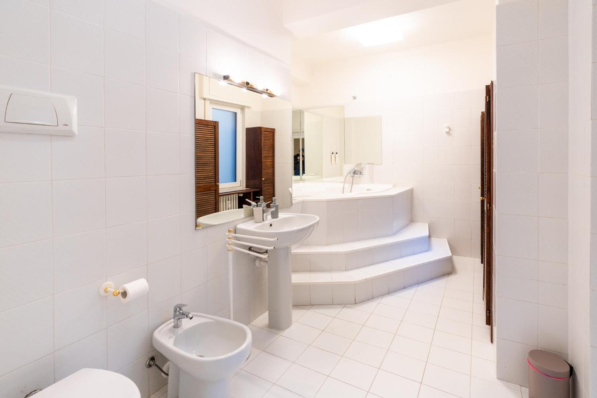 Domus Verona - Elegante Residenza Con Affaccio Su Porta Leoni Room photo